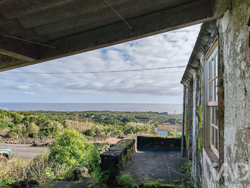 House in Piedade - view 1