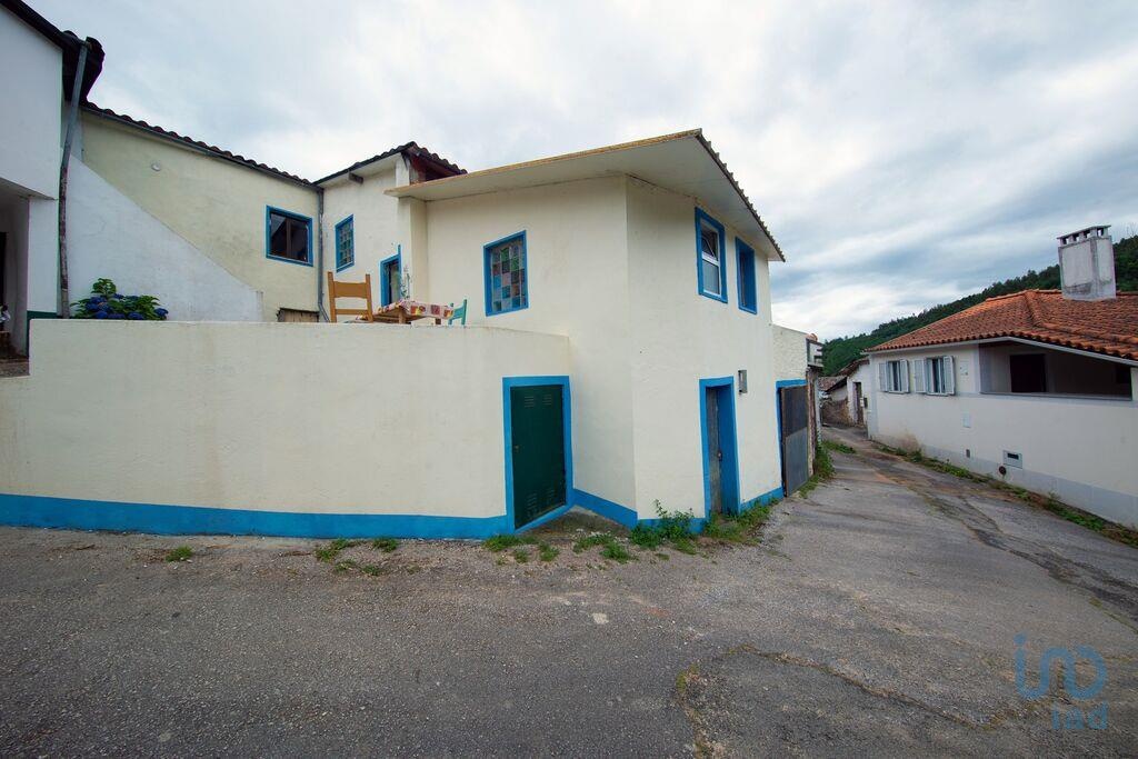 House in Lousa - view 1