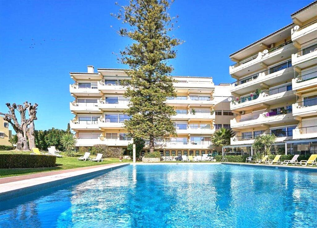 Apartment in Loule - view 1