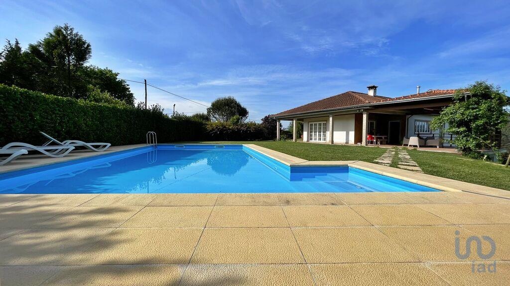 House in Povoa de Lanhoso - view 1