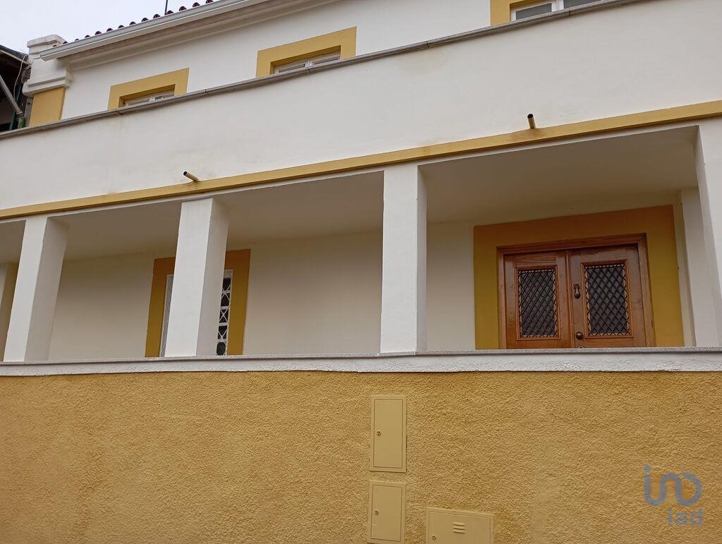House in Torre de Moncorvo - view 1