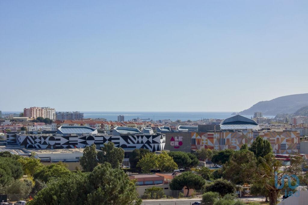 Apartment in Setubal - view 1