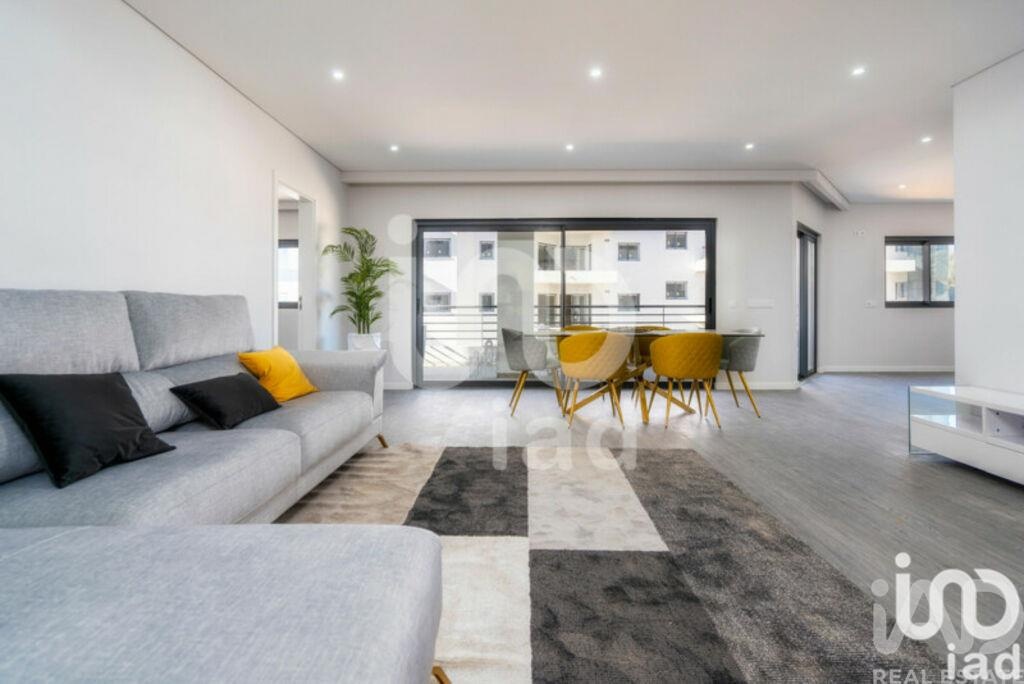 Apartment in Quelfes - view 1