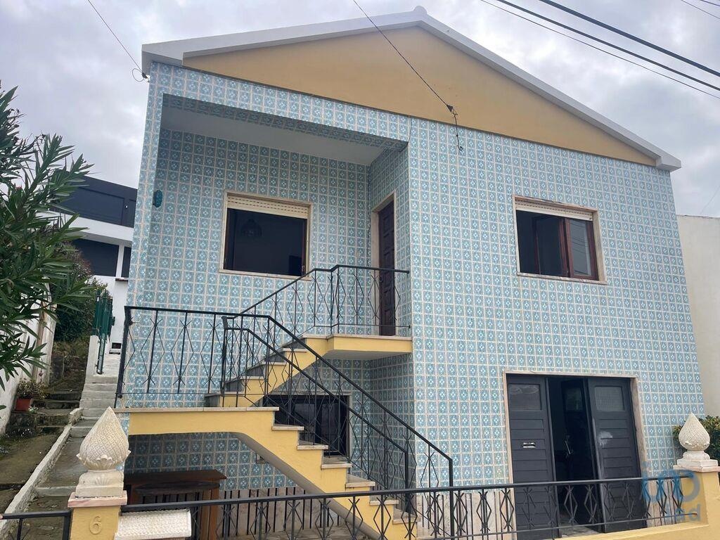 House in Torres Vedras - view 1