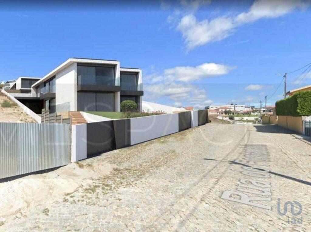 House in Amarante - view 1