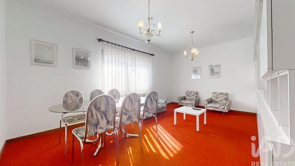 Apartment in Rio Tinto - view 1