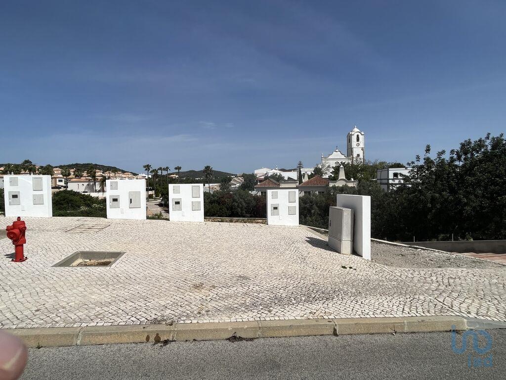 Land in Faro - view 1
