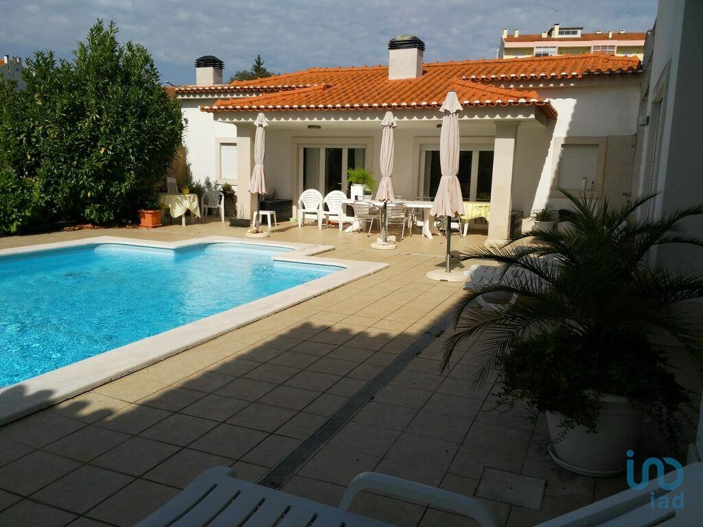 House in Vila Nova de Ourem - view 1