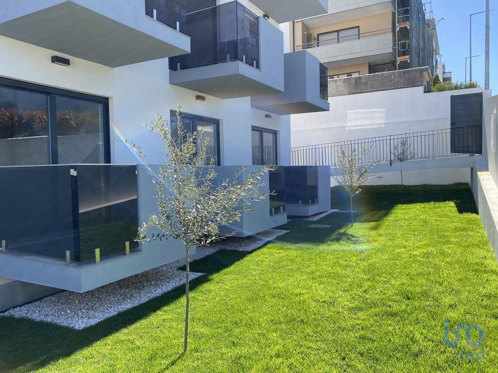Apartment in Vila Nova de Gaia (Santa Marinha) - view 1