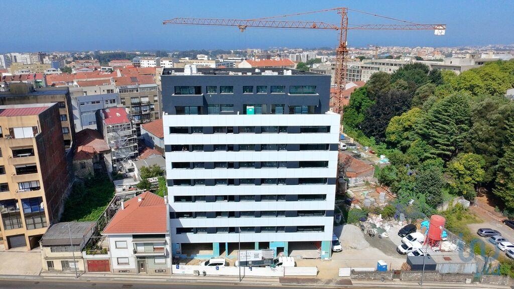 Apartment in Vila Nova de Gaia (Santa Marinha) - view 1