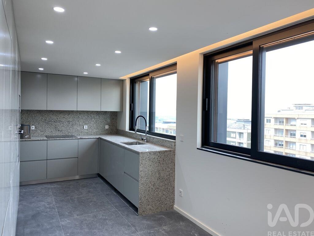 Apartment in Raza de Baixo - view 1