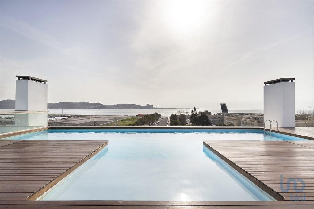 Apartment in Oeiras - view 1