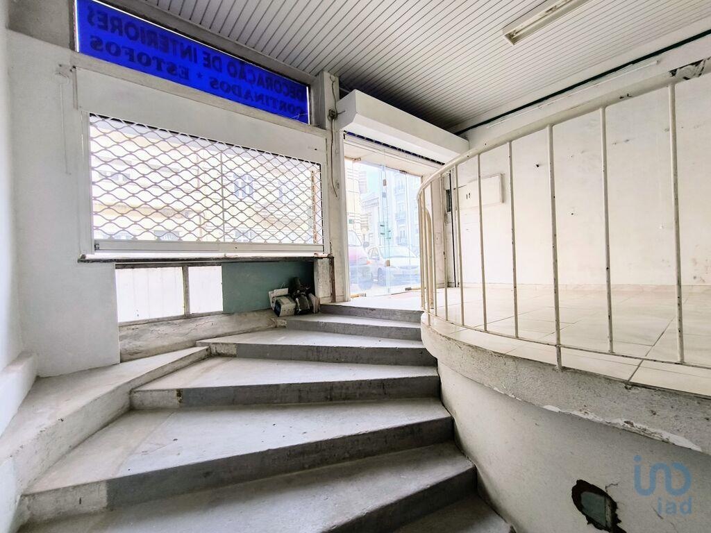 House in Lisbon - view 1