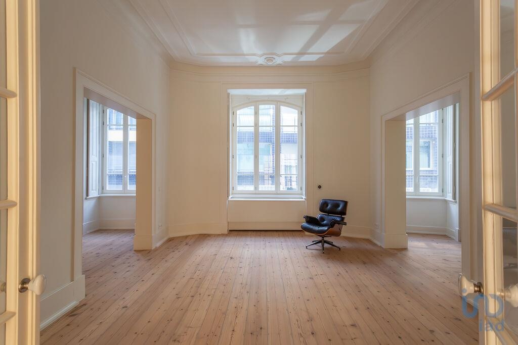 Apartment in Lisbon - view 1