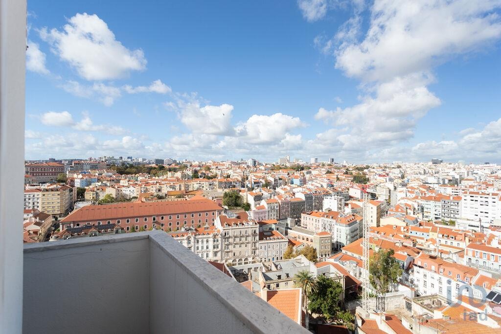 Apartment in Lisbon - view 1
