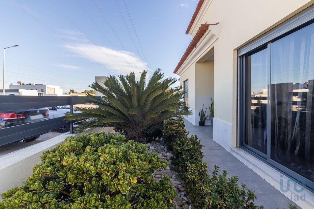 House in Setubal - view 1