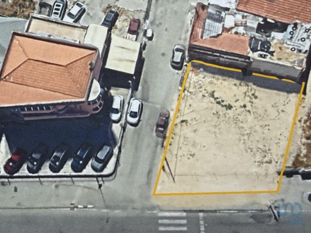 Land in Seixal - view 1