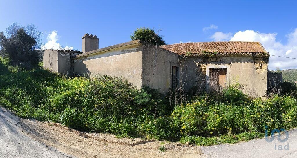 House in Alenquer - view 1