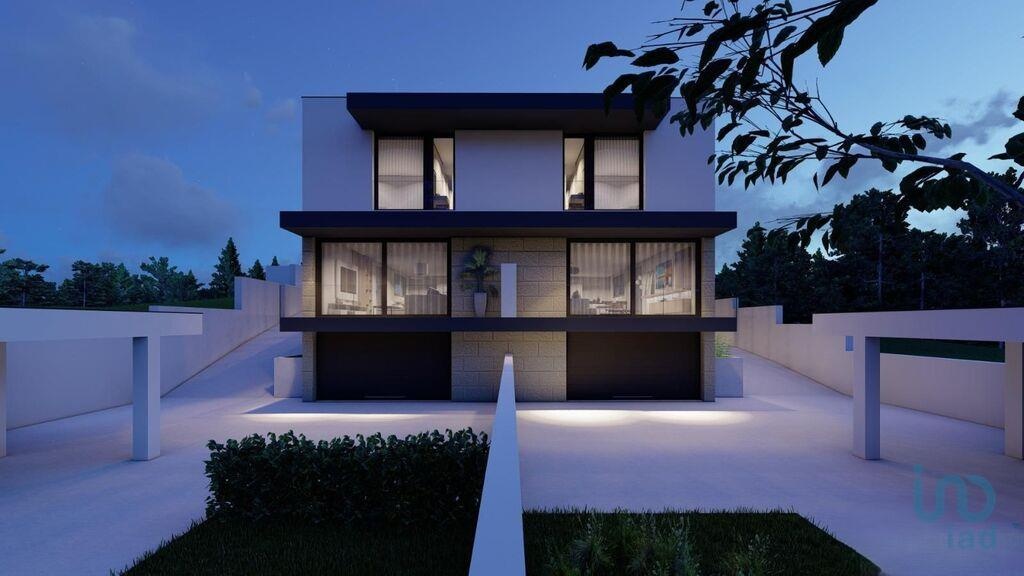 House in Viana do Castelo - view 1