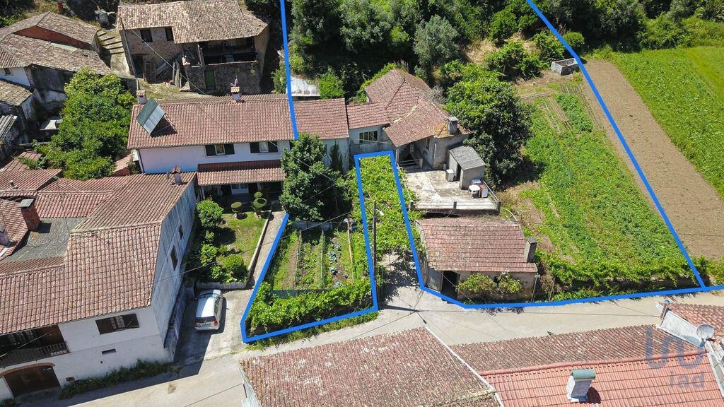 House in Vila Nova de Poiares - view 1