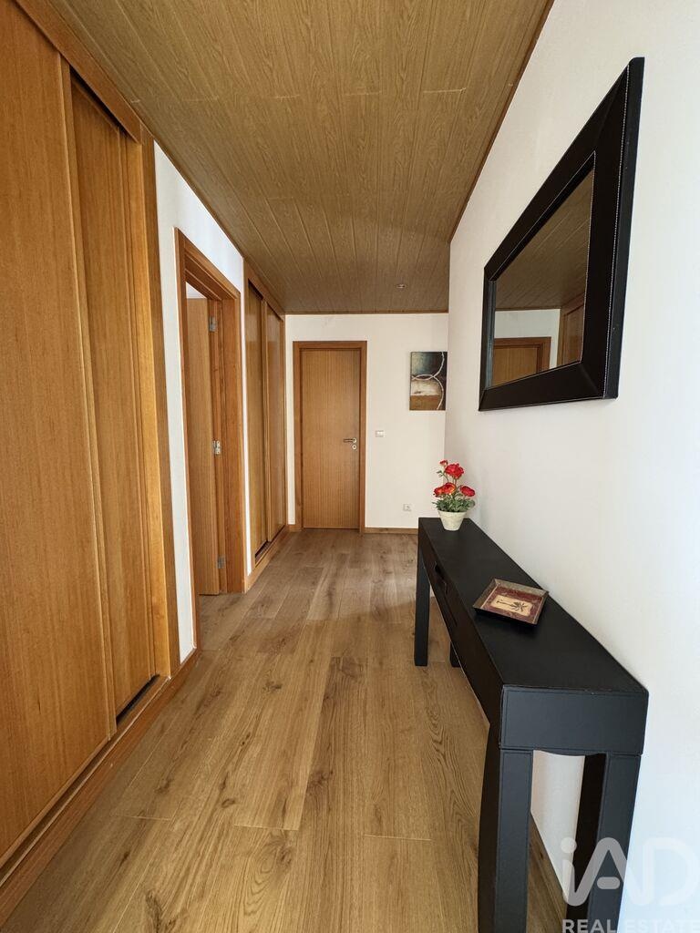 Apartment in Correeira - view 1