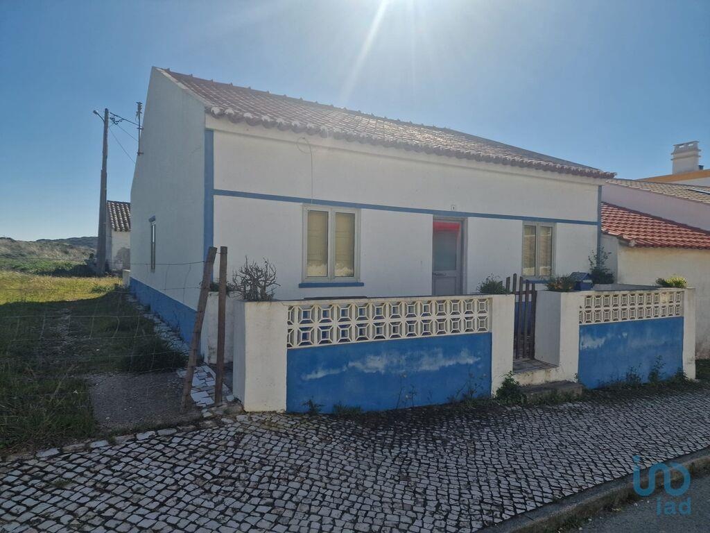 House in Bordeira - view 1