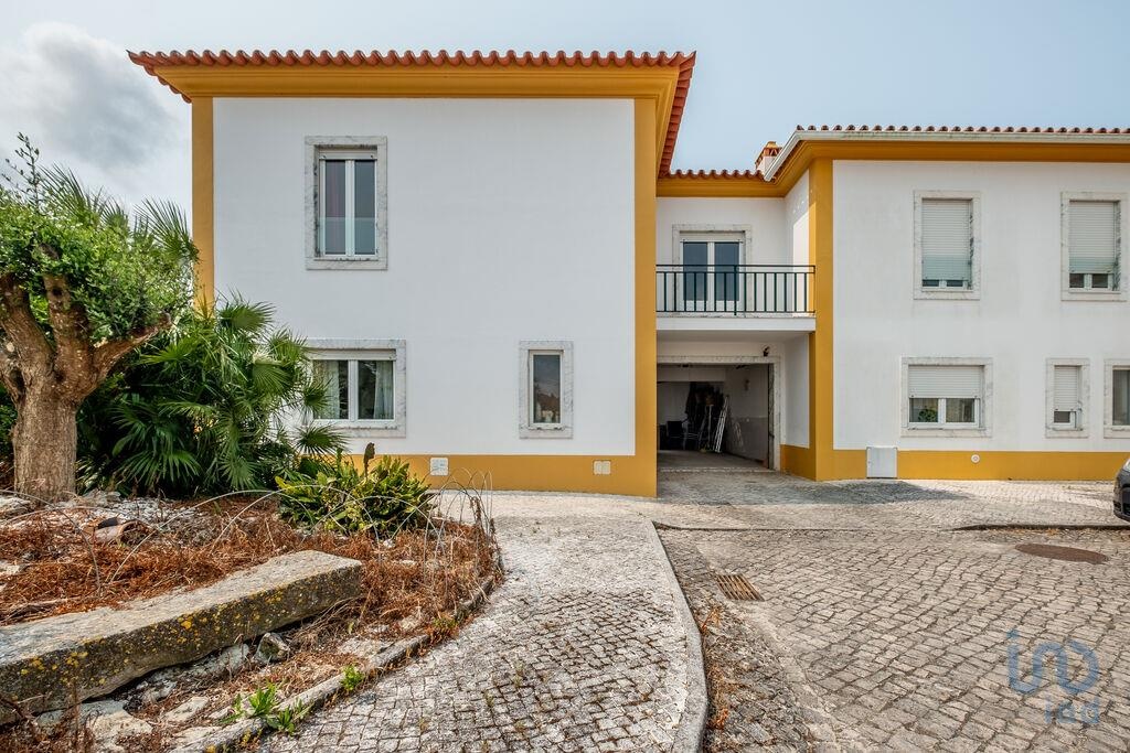 House in Lourinha - view 1