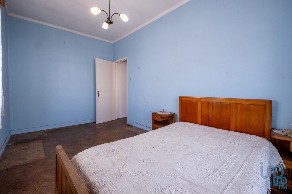House in Figueira da Foz - view 1