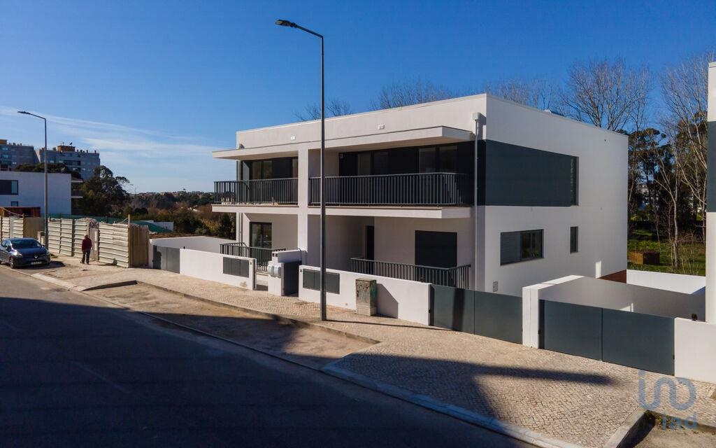 House in Figueira da Foz - view 1