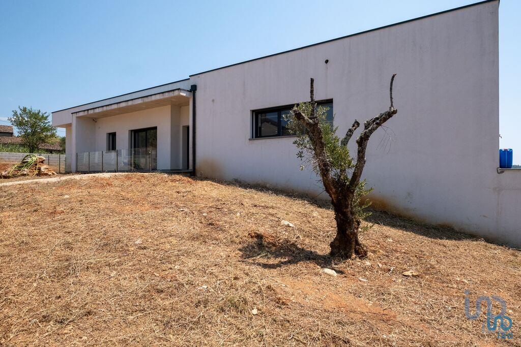 House in Penela - view 1
