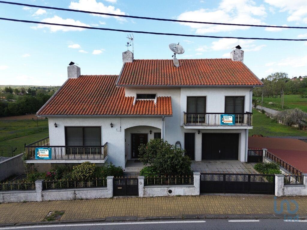 House in Sabugal - view 1