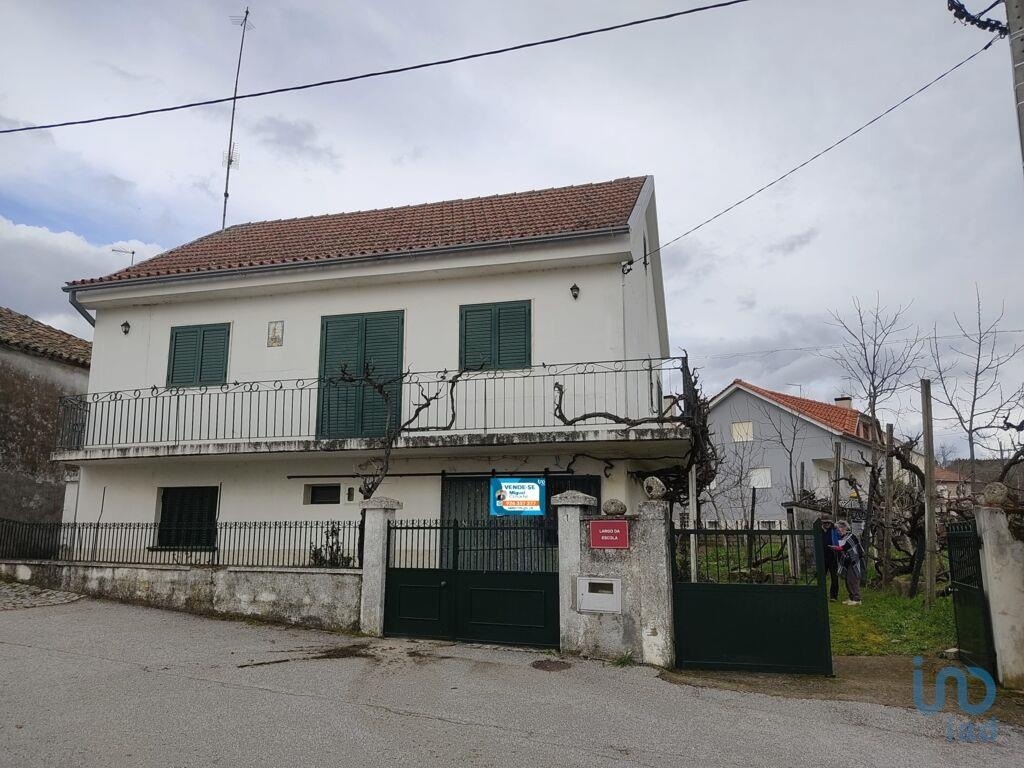 House in Sabugal - view 1