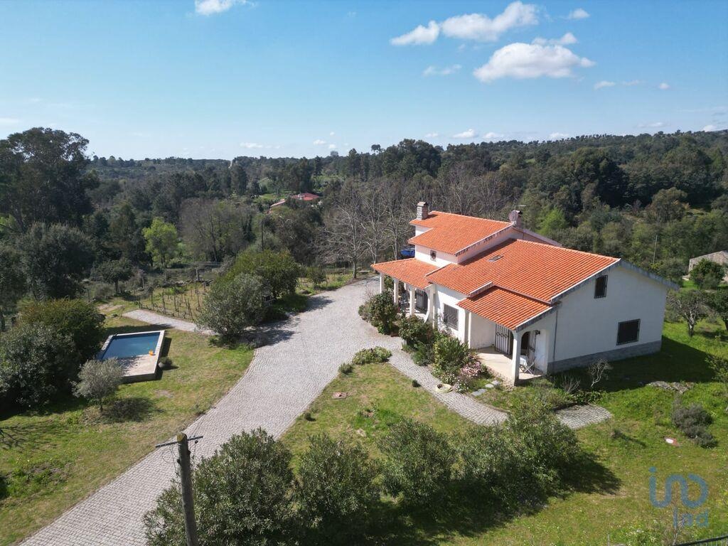 House in Fundao - view 1
