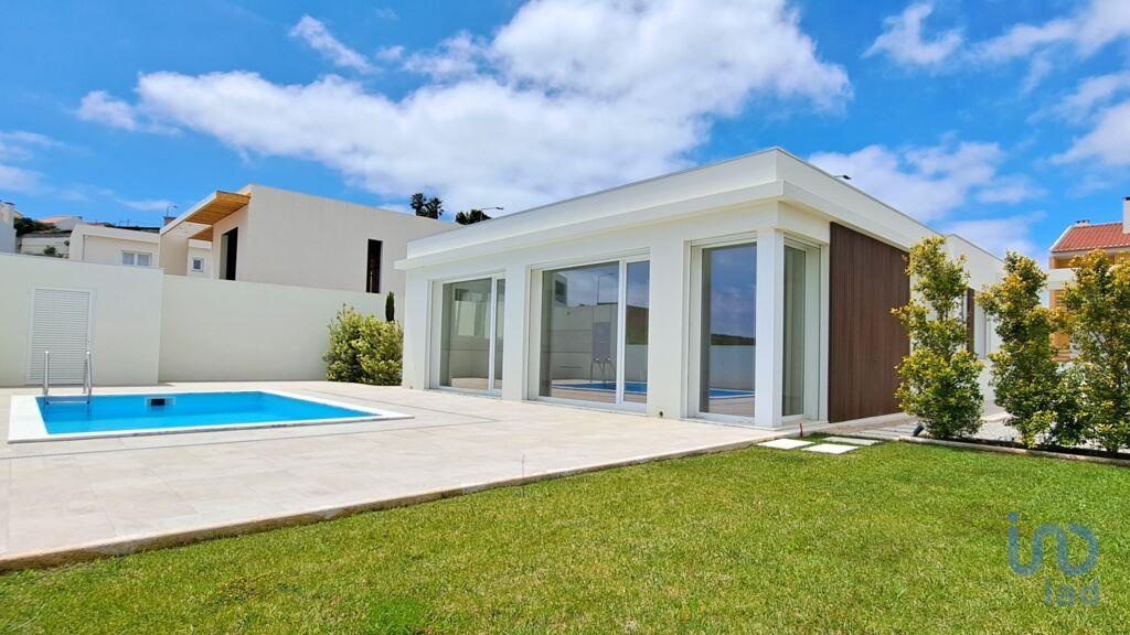 House in Lourinha - view 1