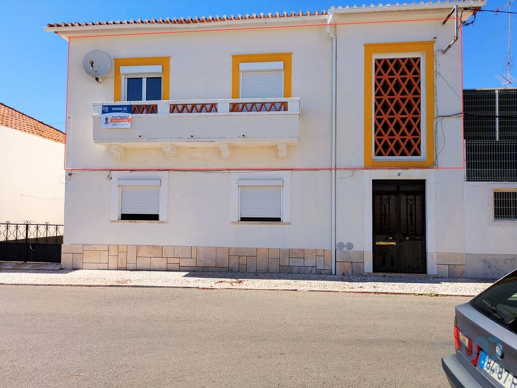 House in Estremoz - view 1