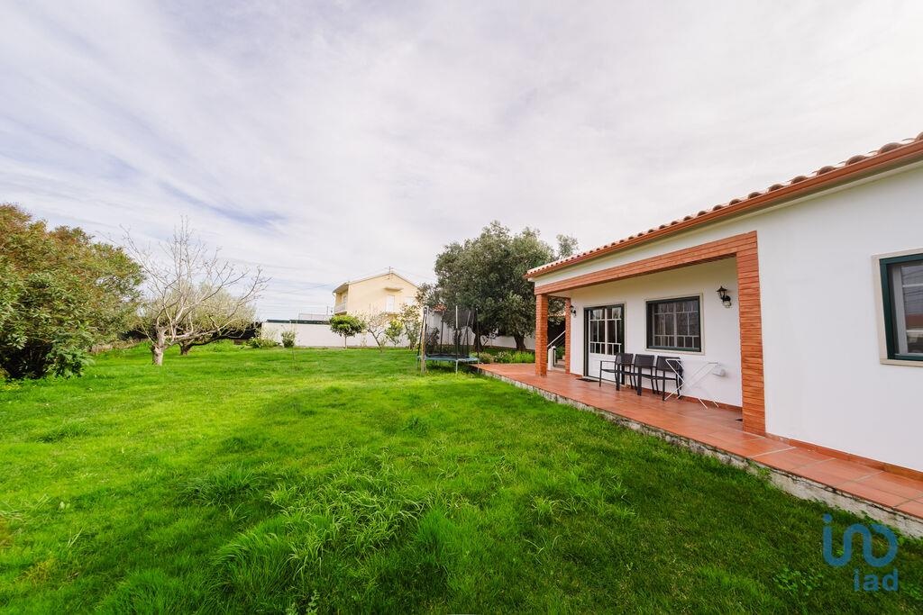 House in Caldas da Rainha - view 1
