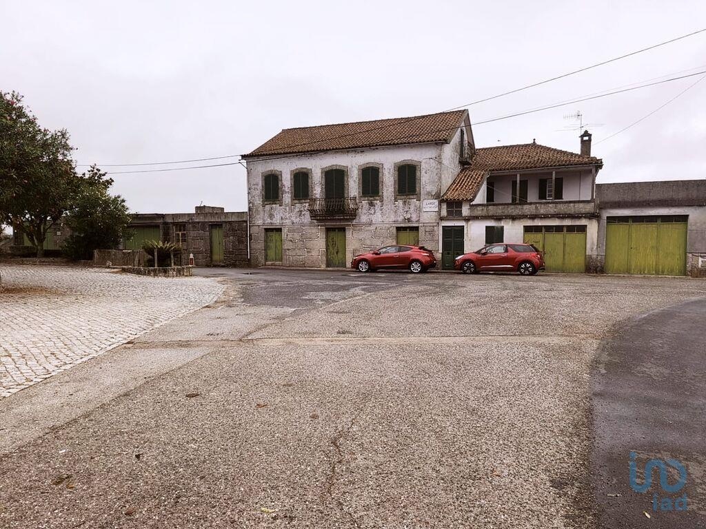 House in Oliveira do Hospital - view 1