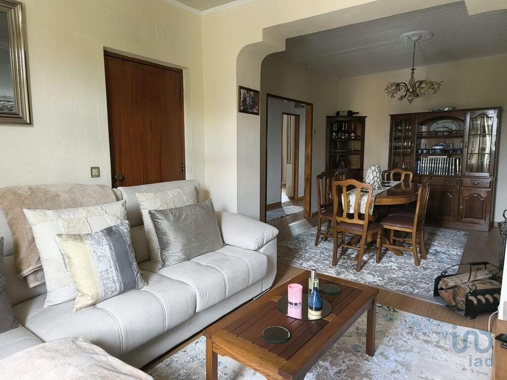 House in Oliveira do Hospital - view 1