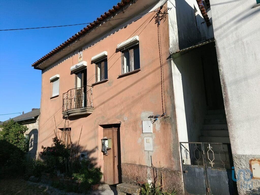 House in Oliveira do Hospital - view 1