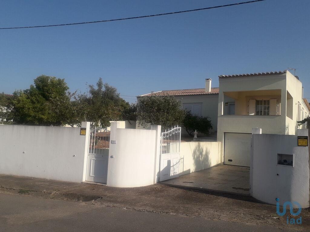House in Abrantes - view 1