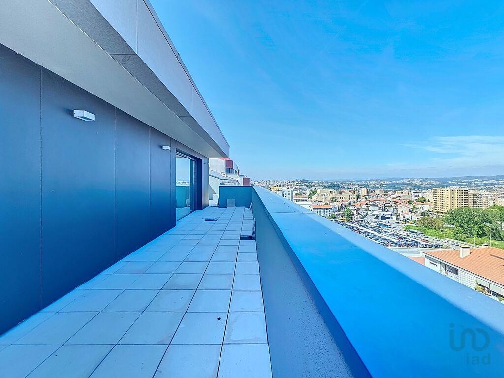 Apartment in Vila Nova de Gaia (Santa Marinha) - view 1