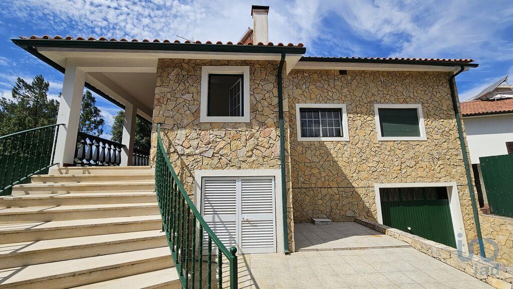 House in Seiceira - view 1
