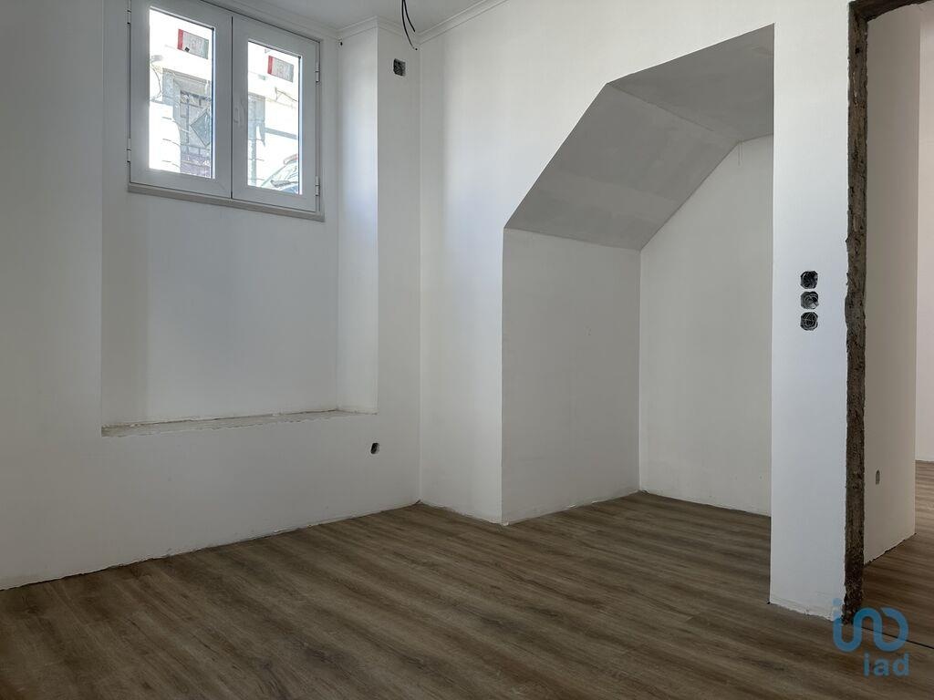 Apartment in Santarem - view 1
