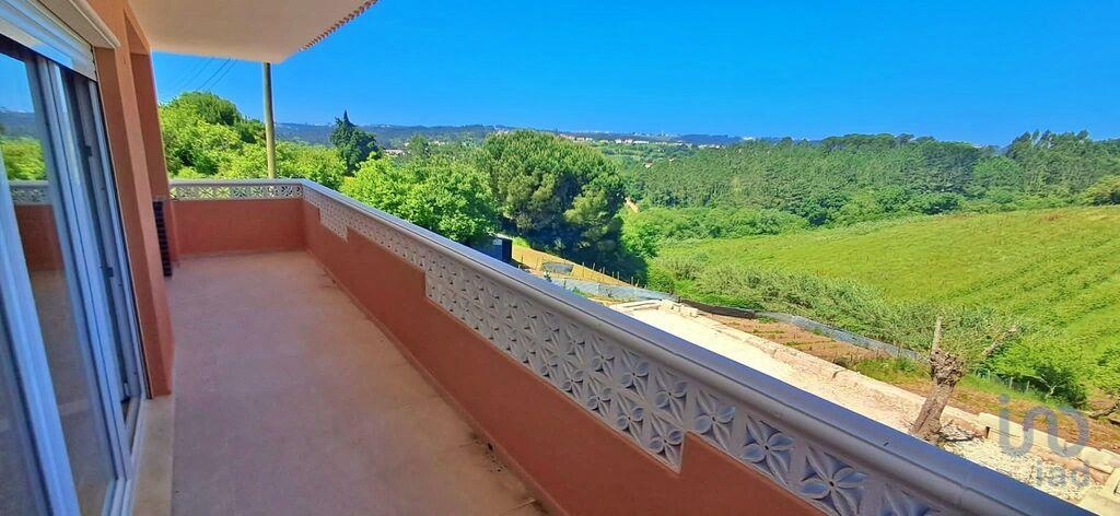 House in Caldas da Rainha - view 1