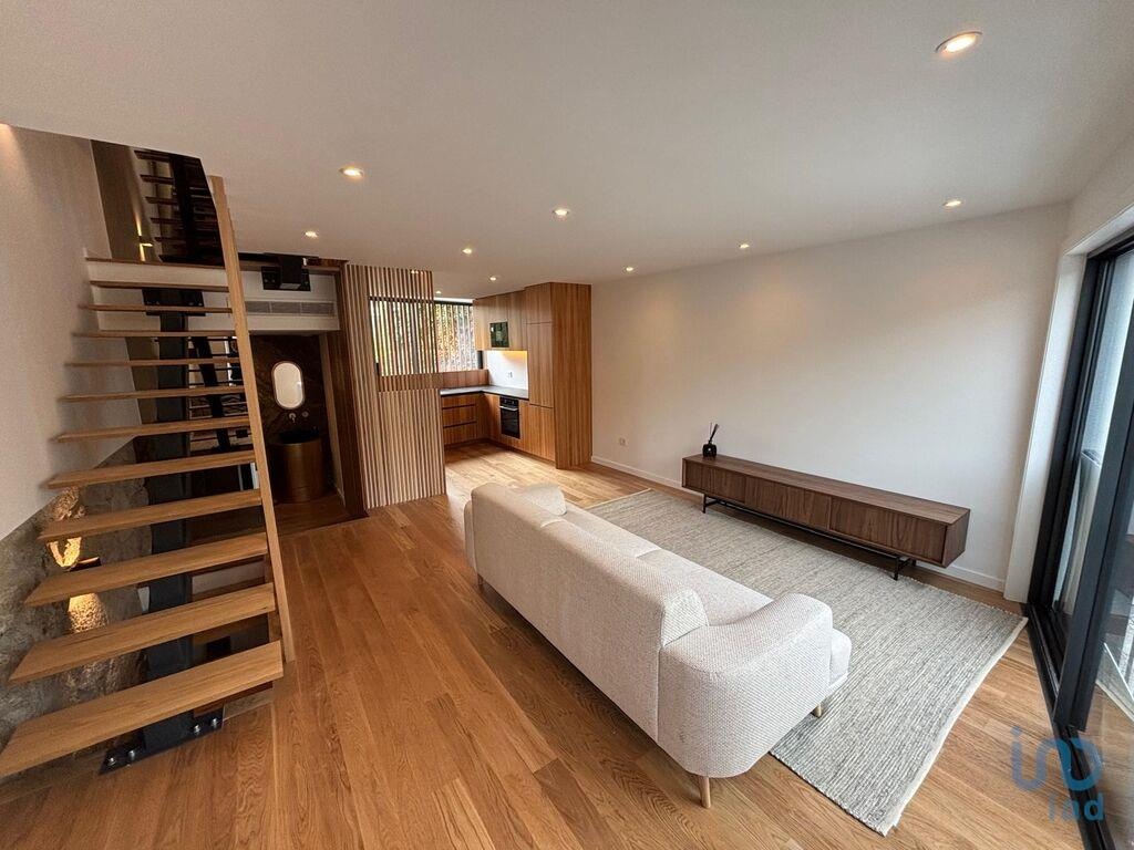 House in Porto - view 1