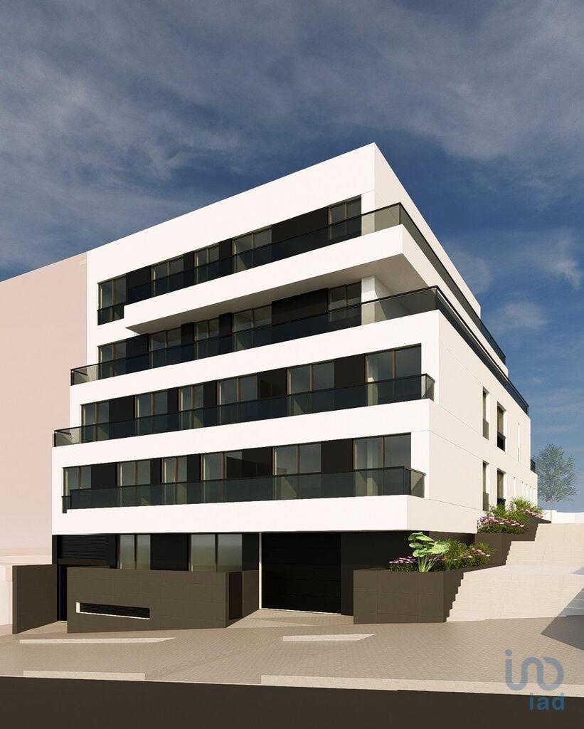 Apartment in Vila Nova de Gaia (Santa Marinha) - view 1