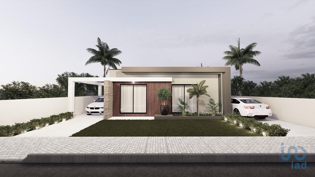 House in Seixal - view 1