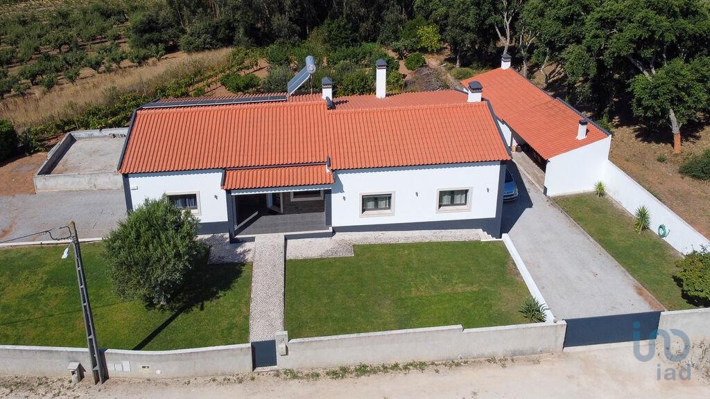 House in Bombarral - view 1