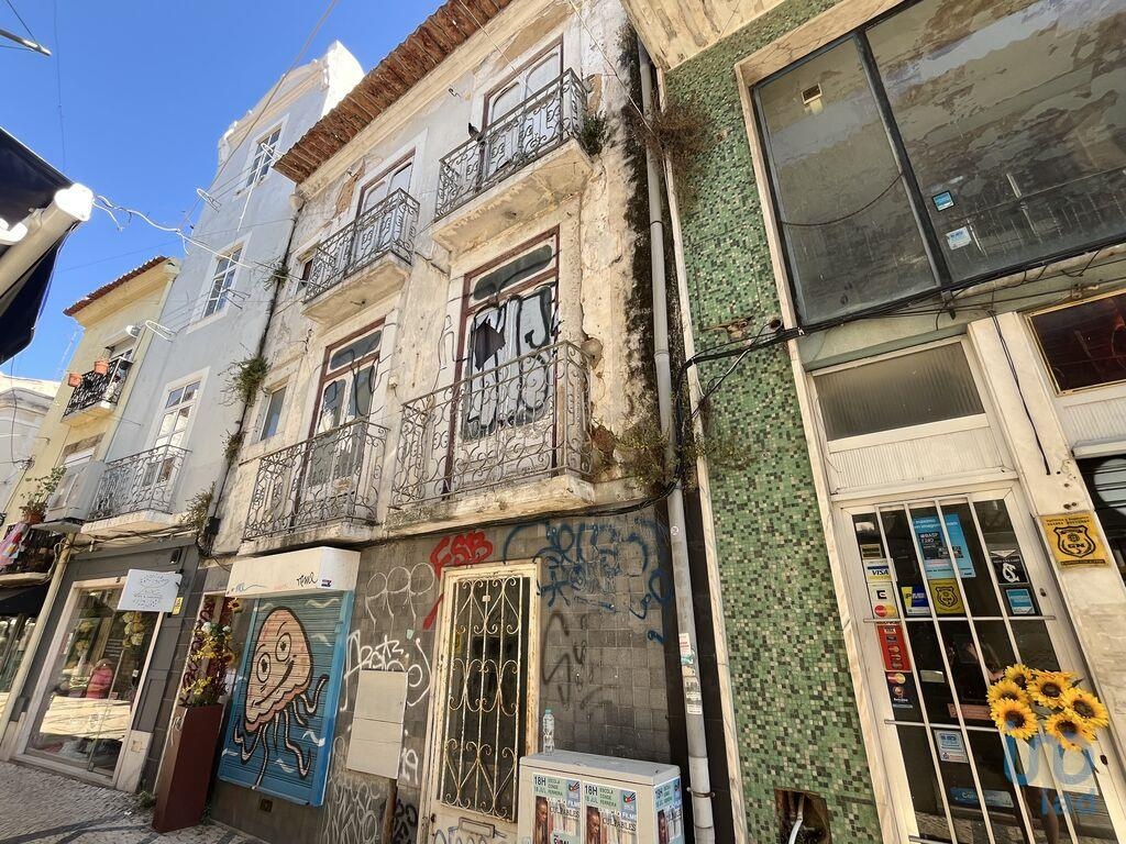 House in Setubal - view 1