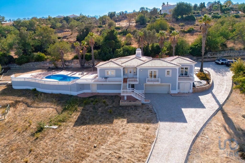 House in Loule - view 1